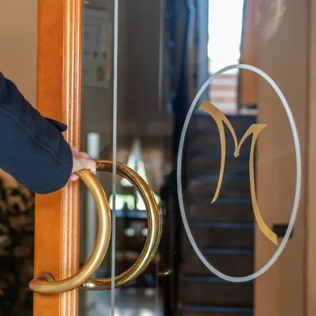 Melecchi Hotel 2*