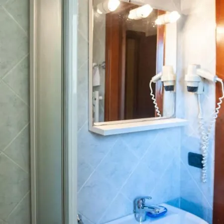 Hotell Melecchi 2*