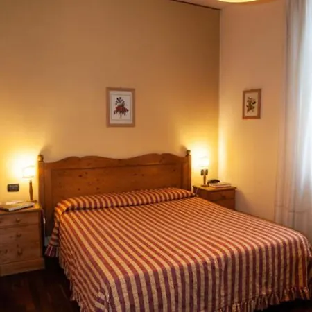 Melecchi Hotell 2*